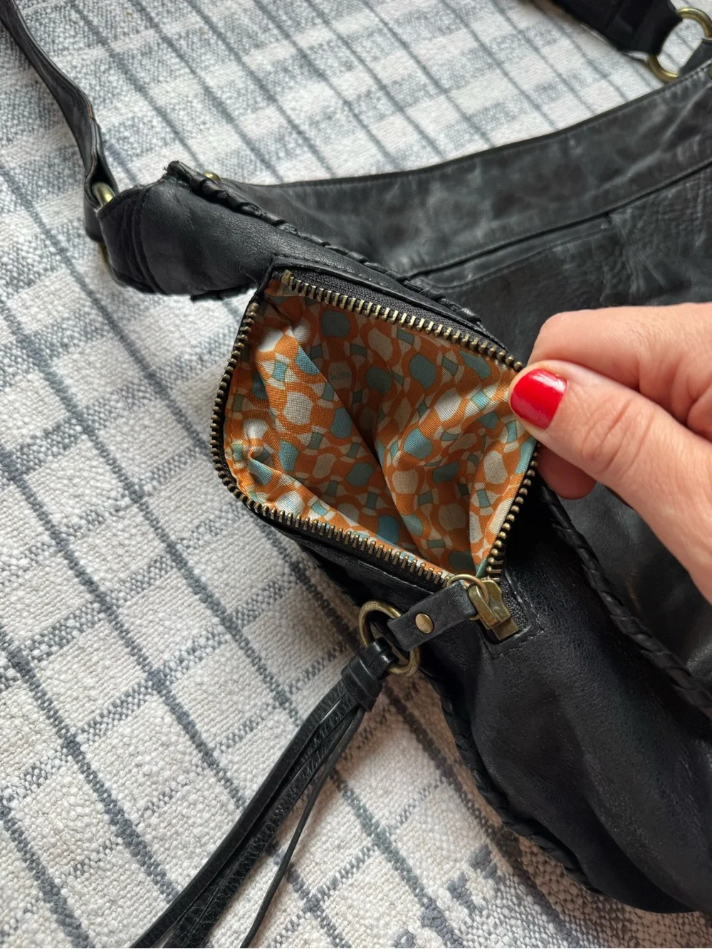 Hobo Black Leather Slouchy Purse